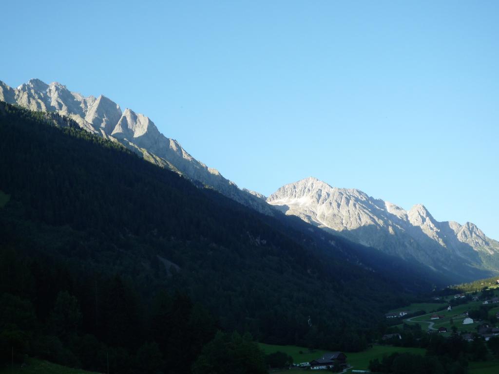 Apartmán Mansarda Dolomiti Rasun di Sopra Exteriér fotografie